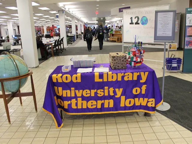 Stewart countered Sexton's critique on the World Series of Poker.